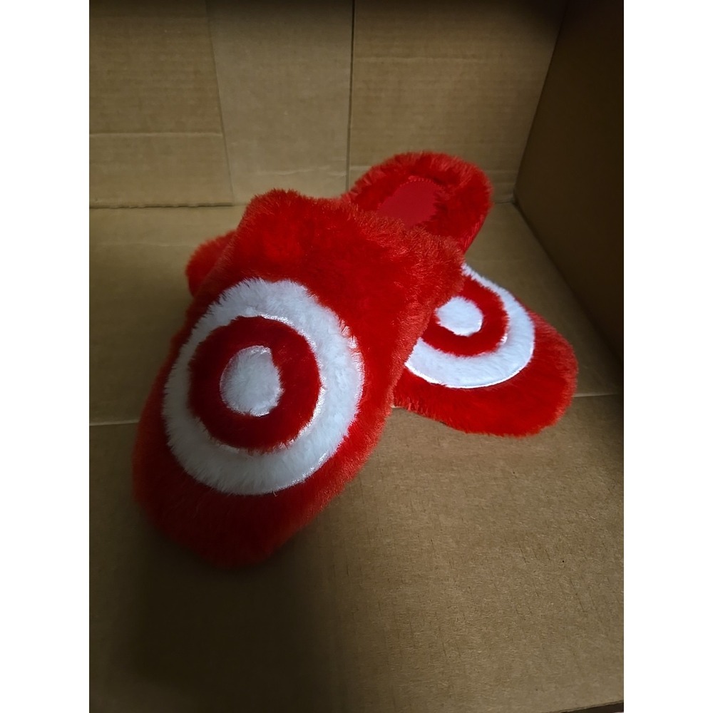 Wondershop Target Exclusive Red Bullseye Slippers-L M 7/8 NWOT